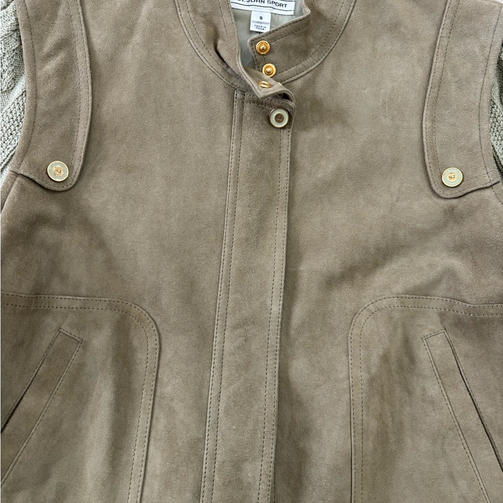 St. John Sport 100% Suede Jacket with Knit Sleeves - Picture 2 of 6